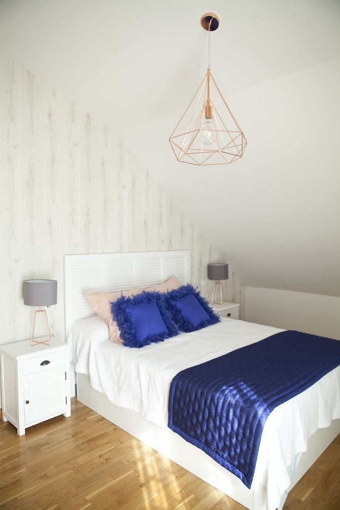 Apartamentos �tico Jaca Oroel