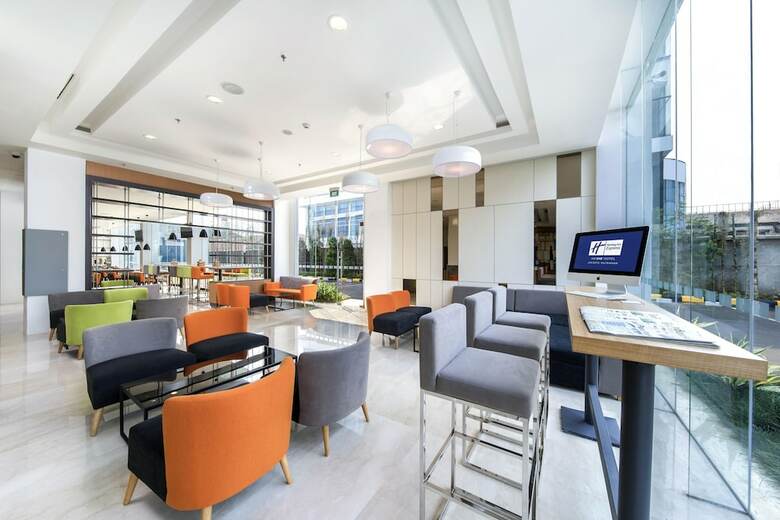 Hotel Holiday Inn Express Jakarta Matraman