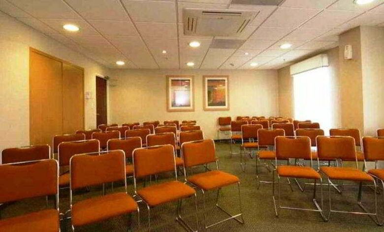 Hotel City Express Saltillo Norte