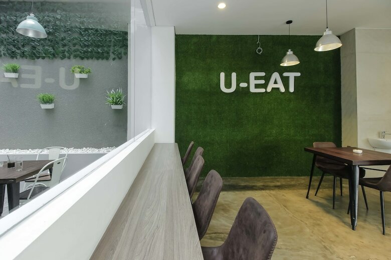 Hotel Reddoorz Plus Near Tebet