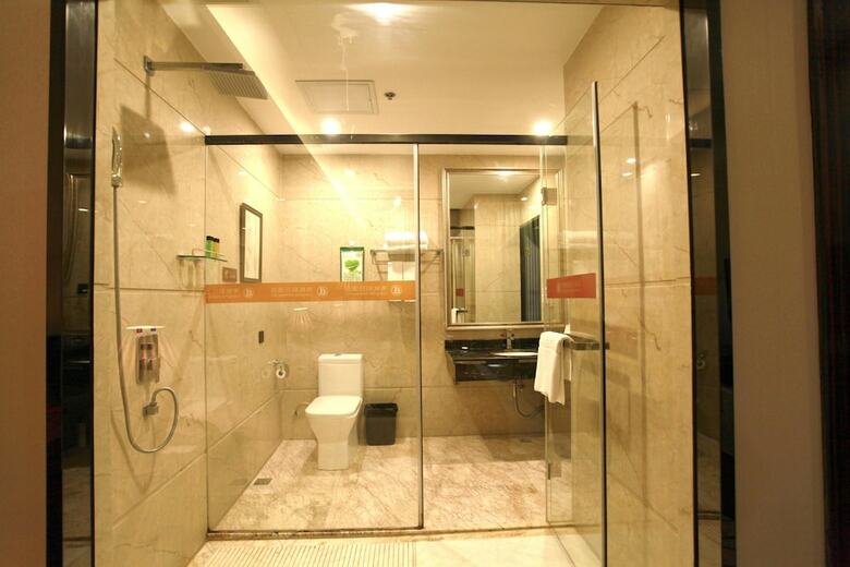 Hotel Liang Fan Holiday Inn