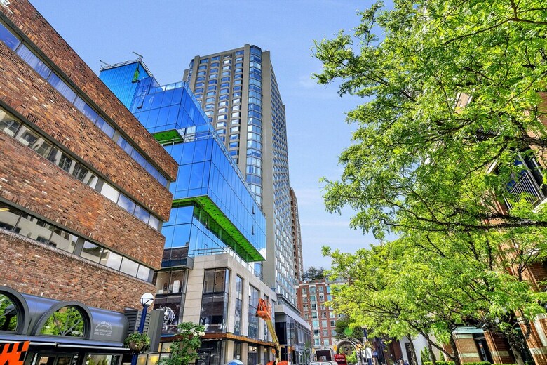Quickstay - Yorkville Paradise (yonge & Bloor)