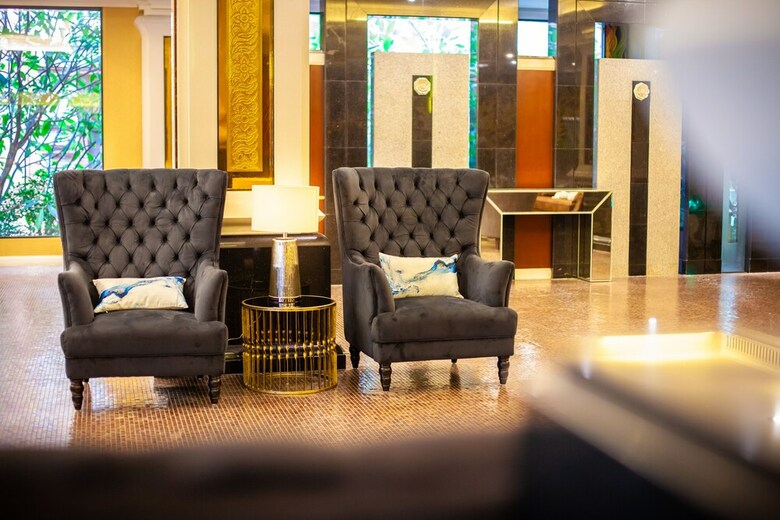 Floral Hotel � Dolphin Circle Pattaya