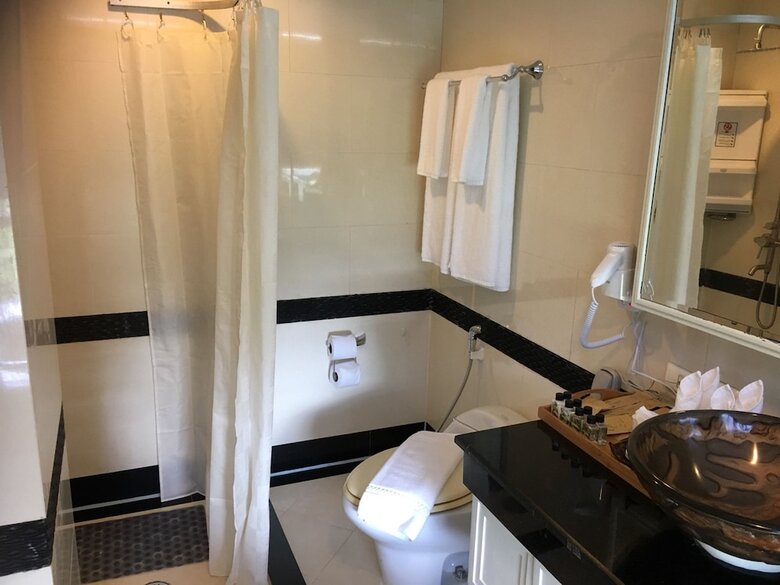 Floral Hotel � Dolphin Circle Pattaya