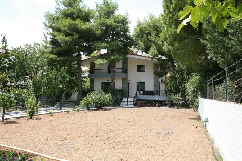 Villa In Athens Suburb Of Rafina