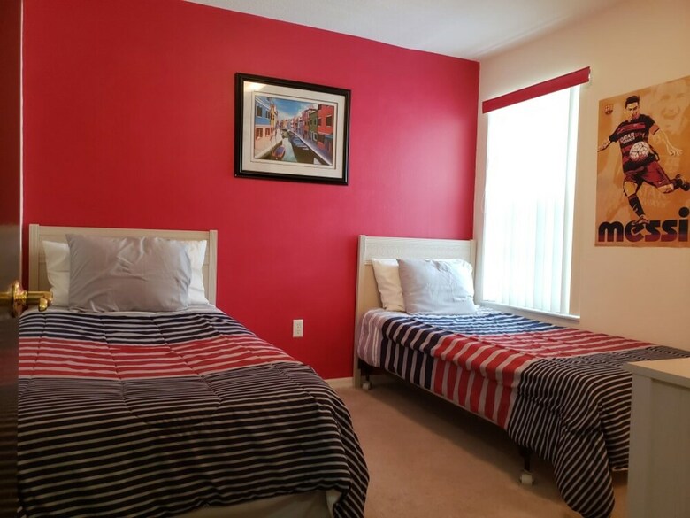 Villas At Island Club