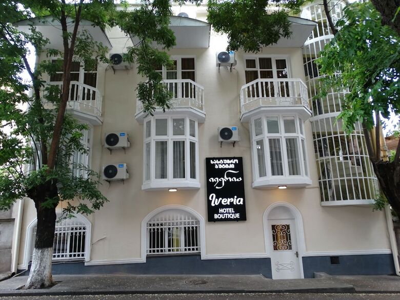 Hotel Iveria
