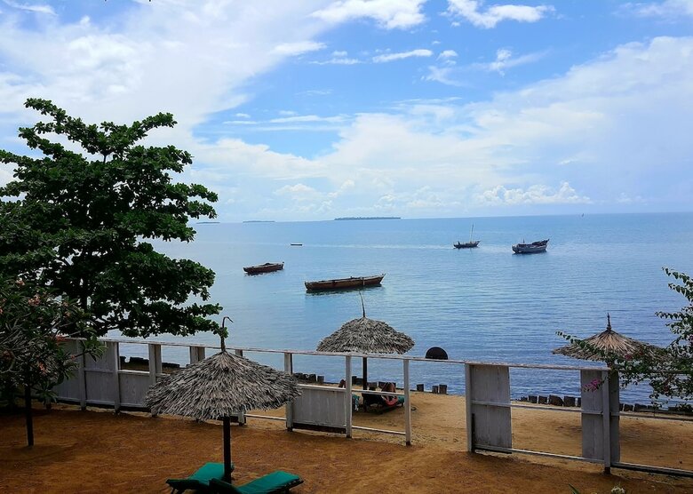 Hotel Imani Beach Villa