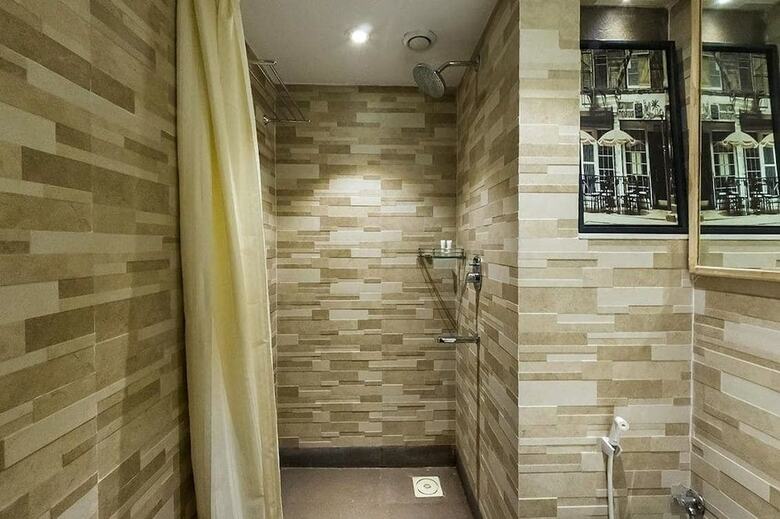 Hotel Jk Rooms 118 Urban Hermitage