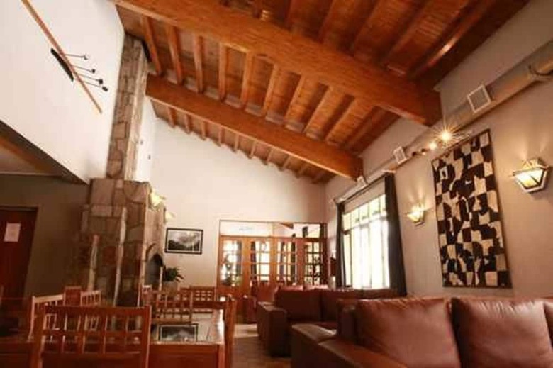 Ayelen - Hotel De Monta�a