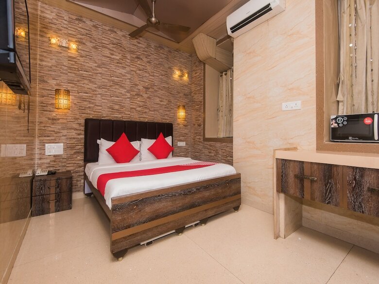 Oyo 16119 Hotel Oliver