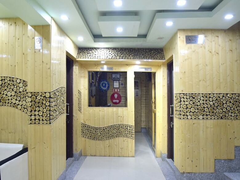 Oyo 4944 Hotel New Prince Inn