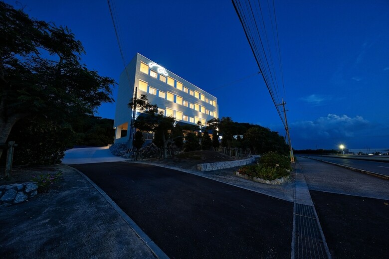 Hostal Marea Resort Motobu
