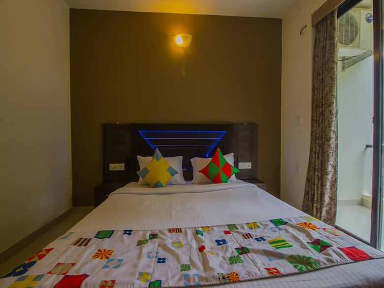 Apartamentos Oyo 16780 Home 2bhk With Pool Assagaon