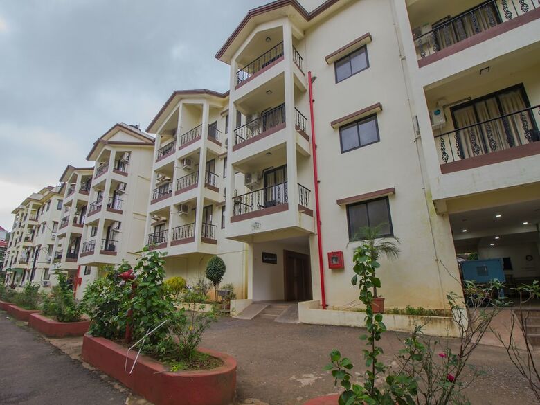 Apartamentos Oyo 16780 Home 2bhk With Pool Assagaon