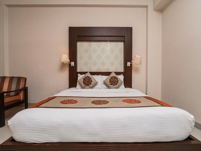 Oyo 16545 Hotel Kant