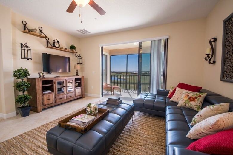 Apartment & Town Homes Close To Disney