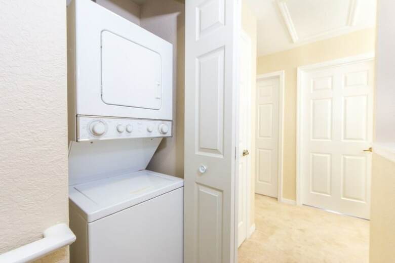 Apartment & Town Homes Close To Disney