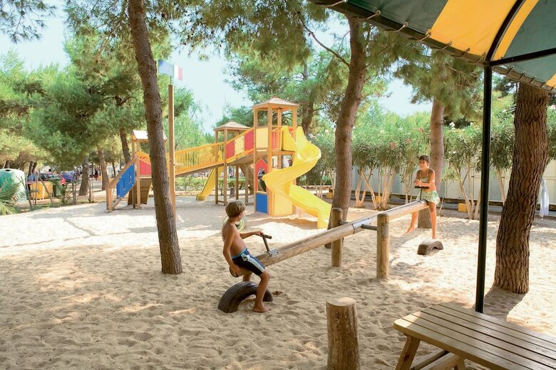 Happy Camp In Camping La Masseria