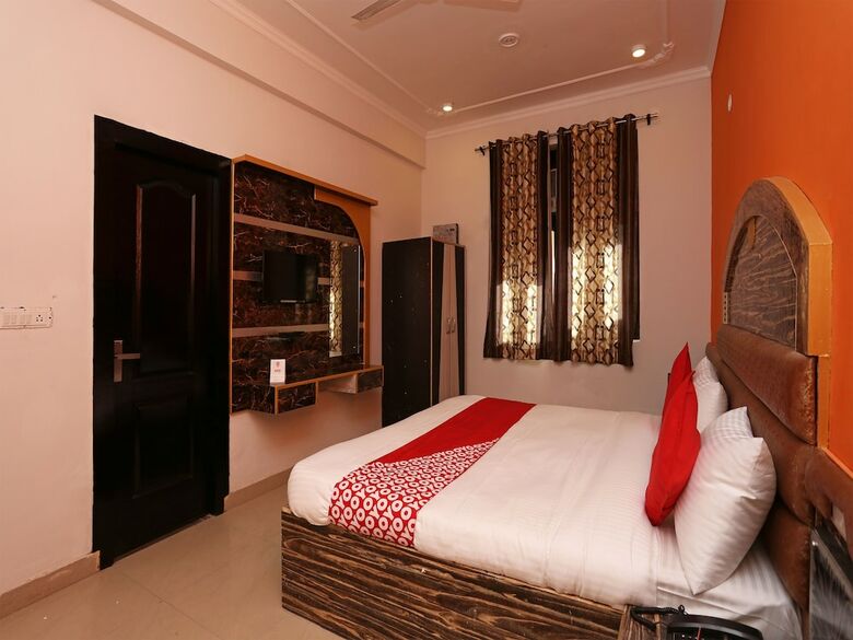 Hotel Oyo 7812 Shree Radha Resort