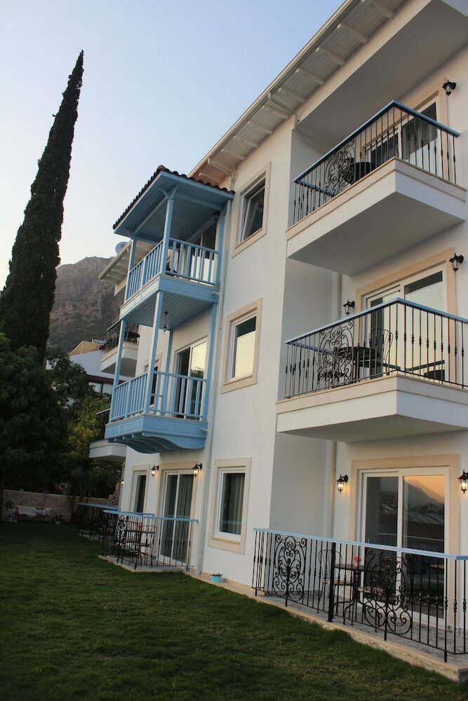 Mavi Kiyi Suites