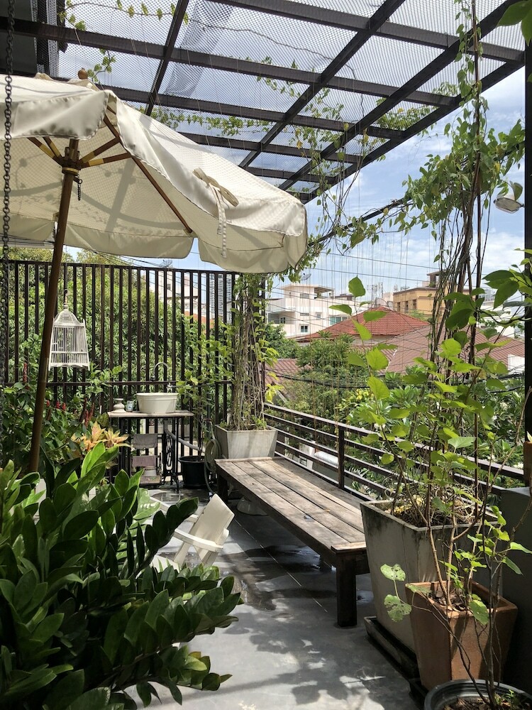 Hotel Center House