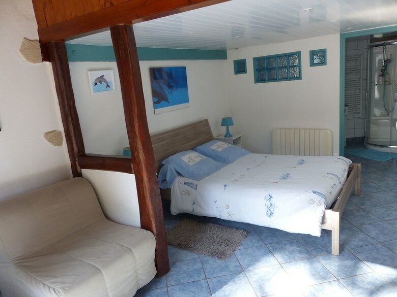 Hotel Les Dauphins De Mareuil