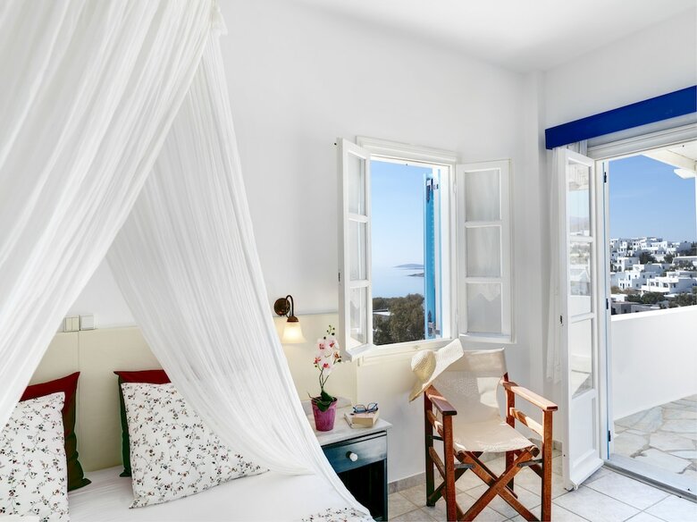 Aloni Hotel