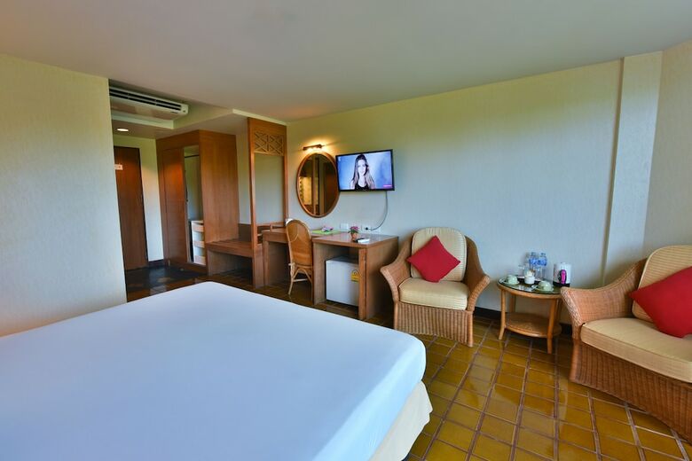Hotel Samui Natien Resort