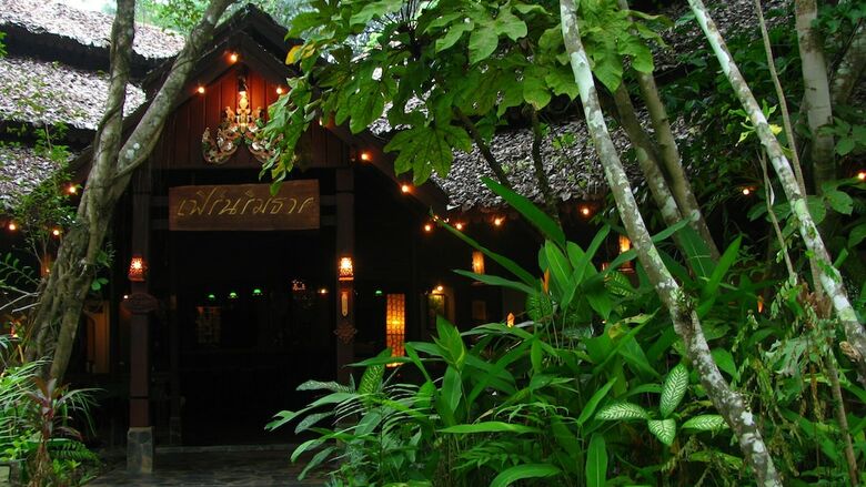 Hotel Fern Resort