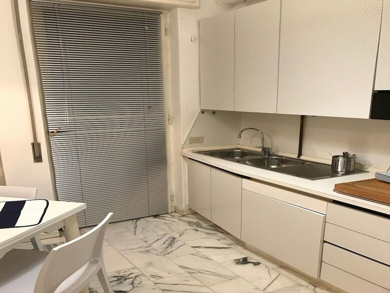 Myroom In Town