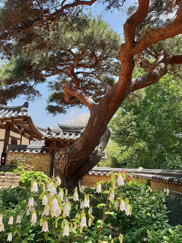 Hotel Okyeon Pavilion