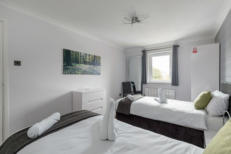 Dunfermline Central Apartments No 36