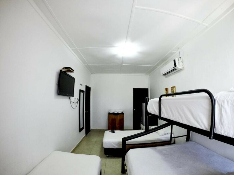 Hotel Villa Sarie Bay
