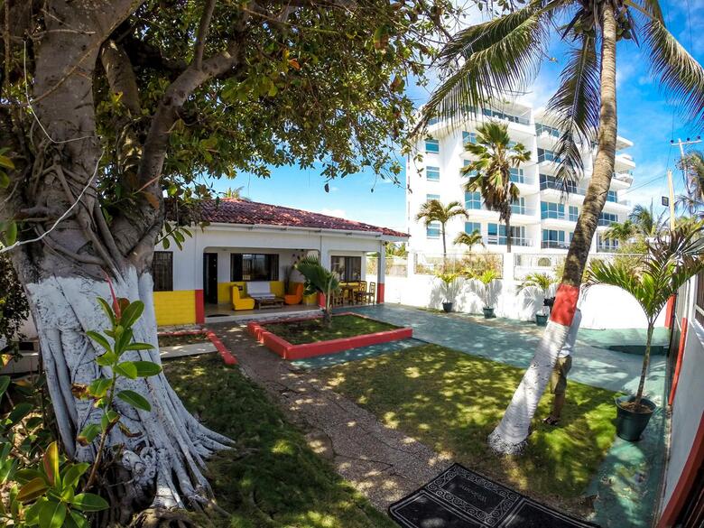 Hotel Villa Sarie Bay