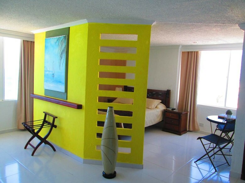 Calypso Beach Hotel