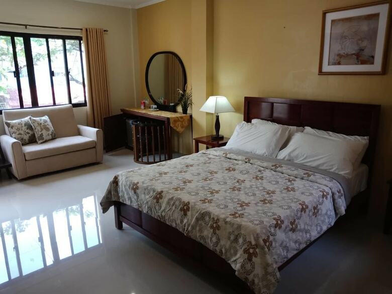 Hotel Playa Papagayo Beach Inn & Restaurant