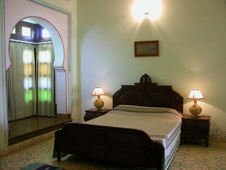 Hotel Bassi Fort