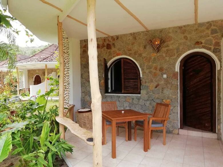 Bliss Hotel Praslin
