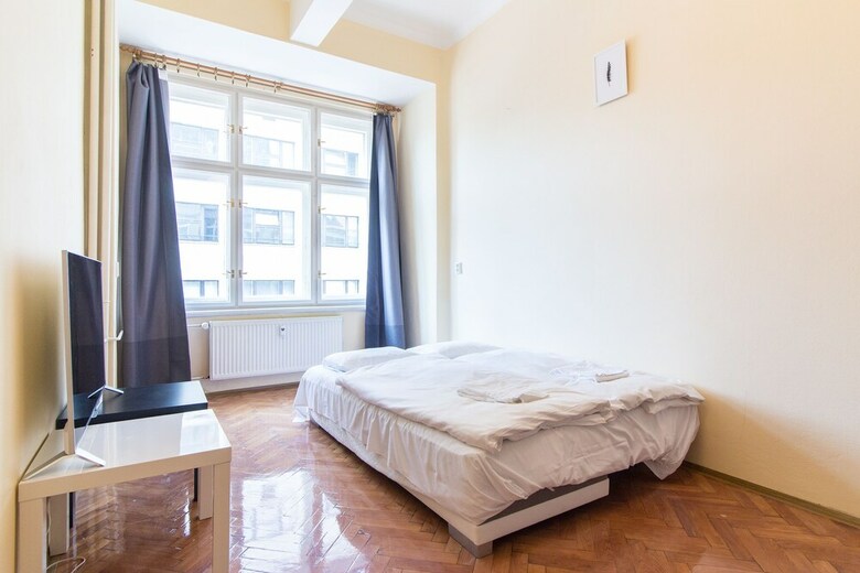 Opletalova Apartment On Wenceslas Square