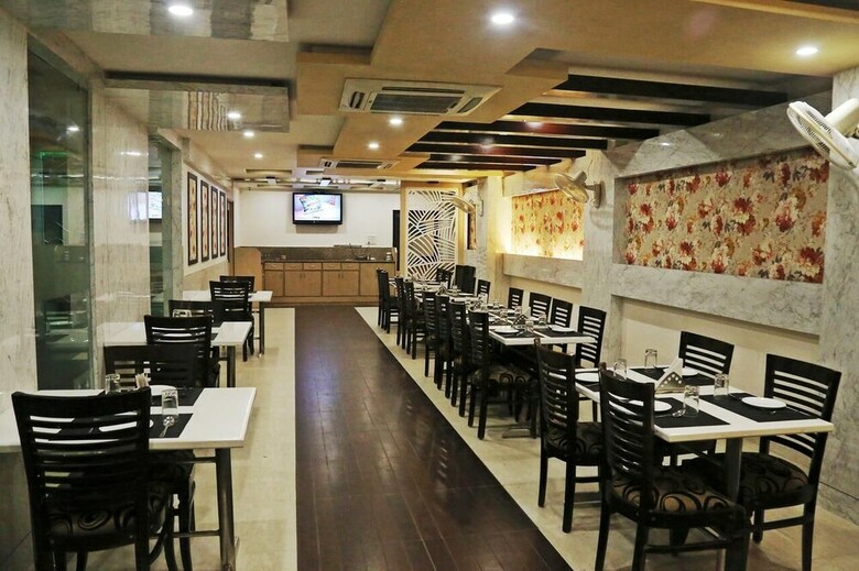 Hotel Dolphin International