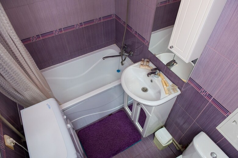 Cozy Three Bedroom Apartment On Lenina