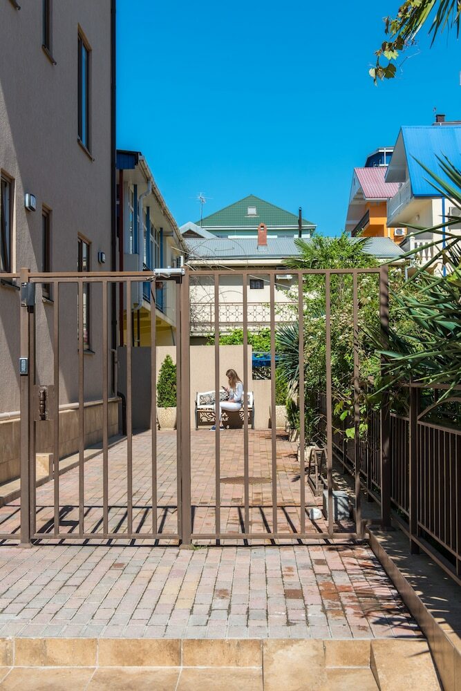 Vip Apartment On Yuzhnih Kultur
