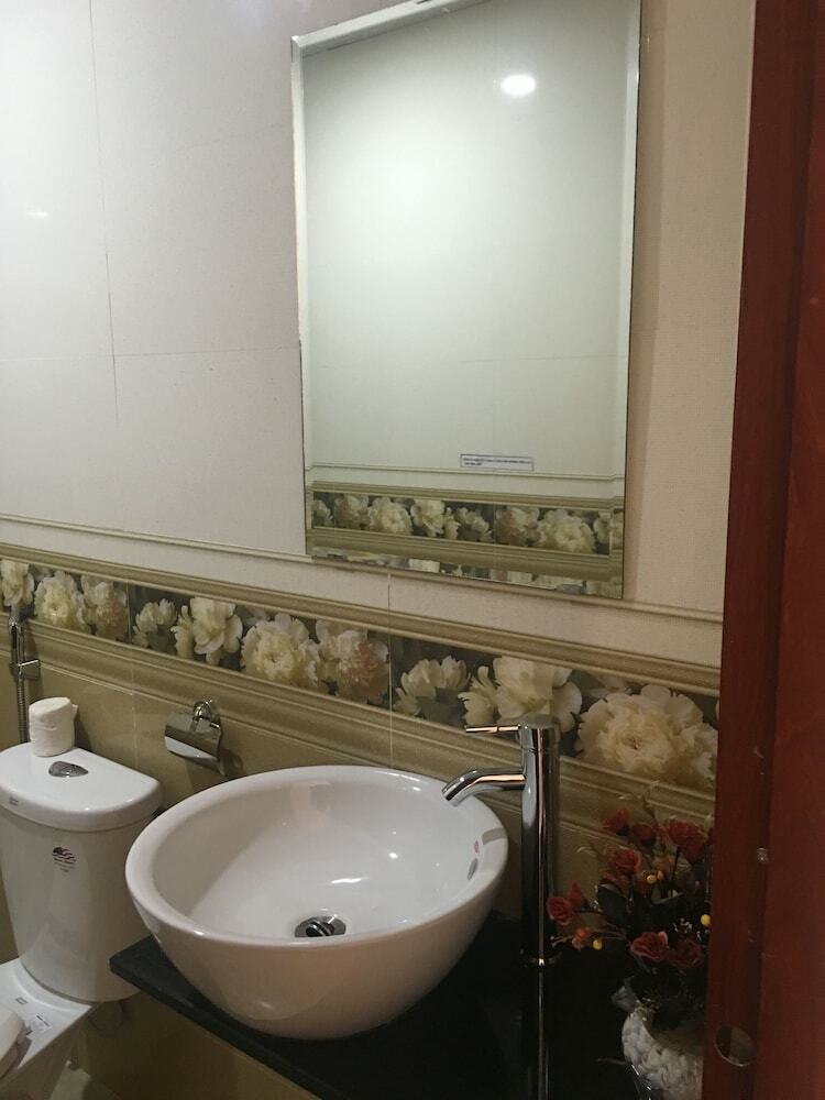 Phuong Quang Hotel