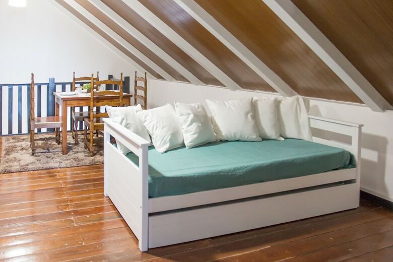 Apartamentos Porto De Abrigo Guest House