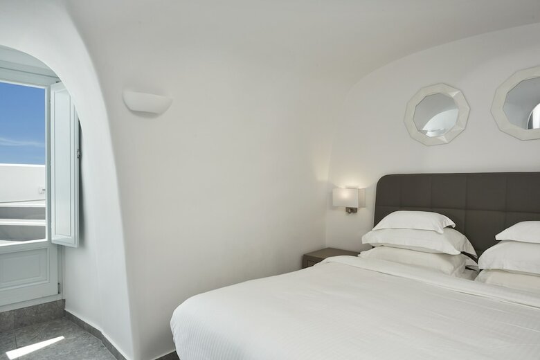 Eden Villas By Canaves Oia