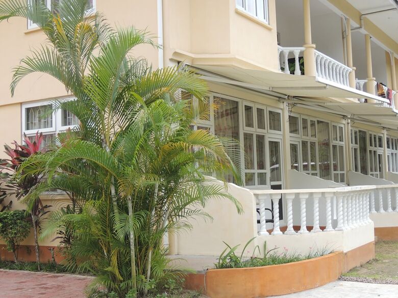 Aparthotel Reef Holiday Apartments
