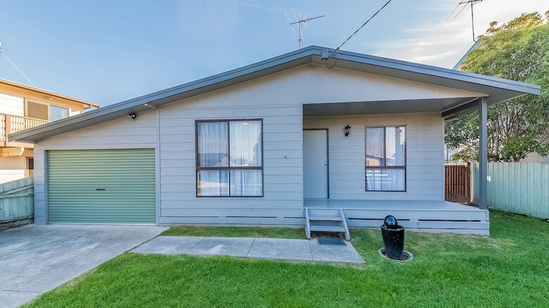 Family Home On 14 Lansell In Cowes