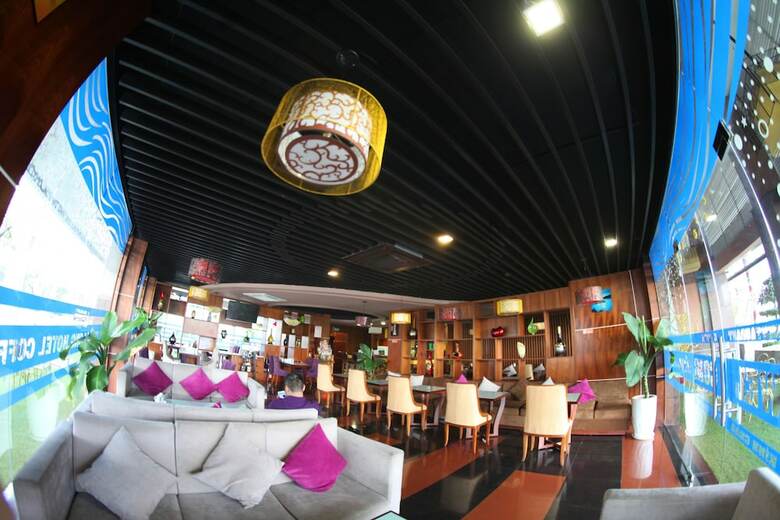Tran Long Binh Duong Hotel