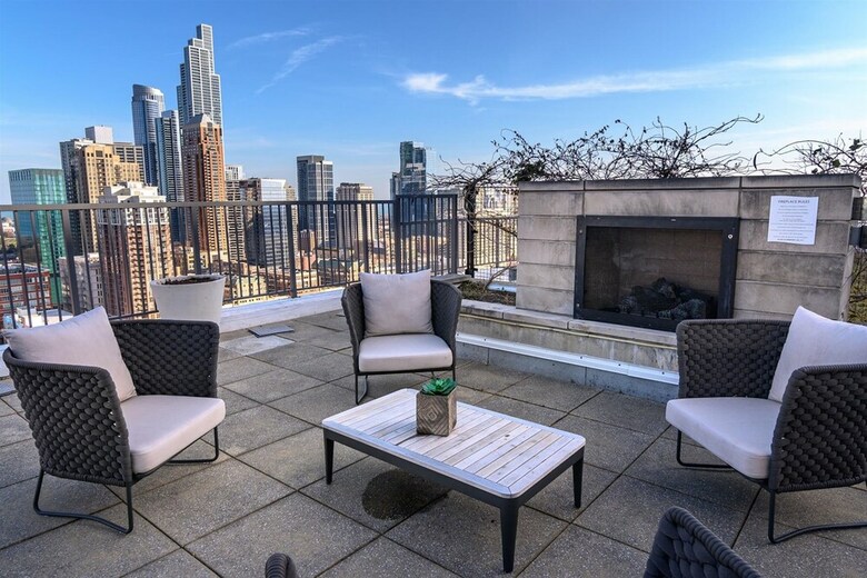 Hotel Kasa Chicago South Loop Apartments